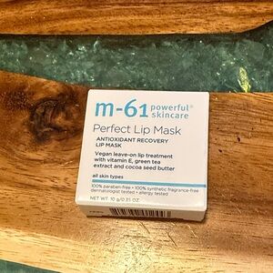 M-61 Skincare Perfect Lip Mask NEW
